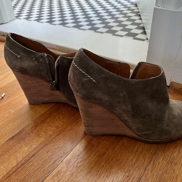 Chloe wedge booties - Picture 3 of 5